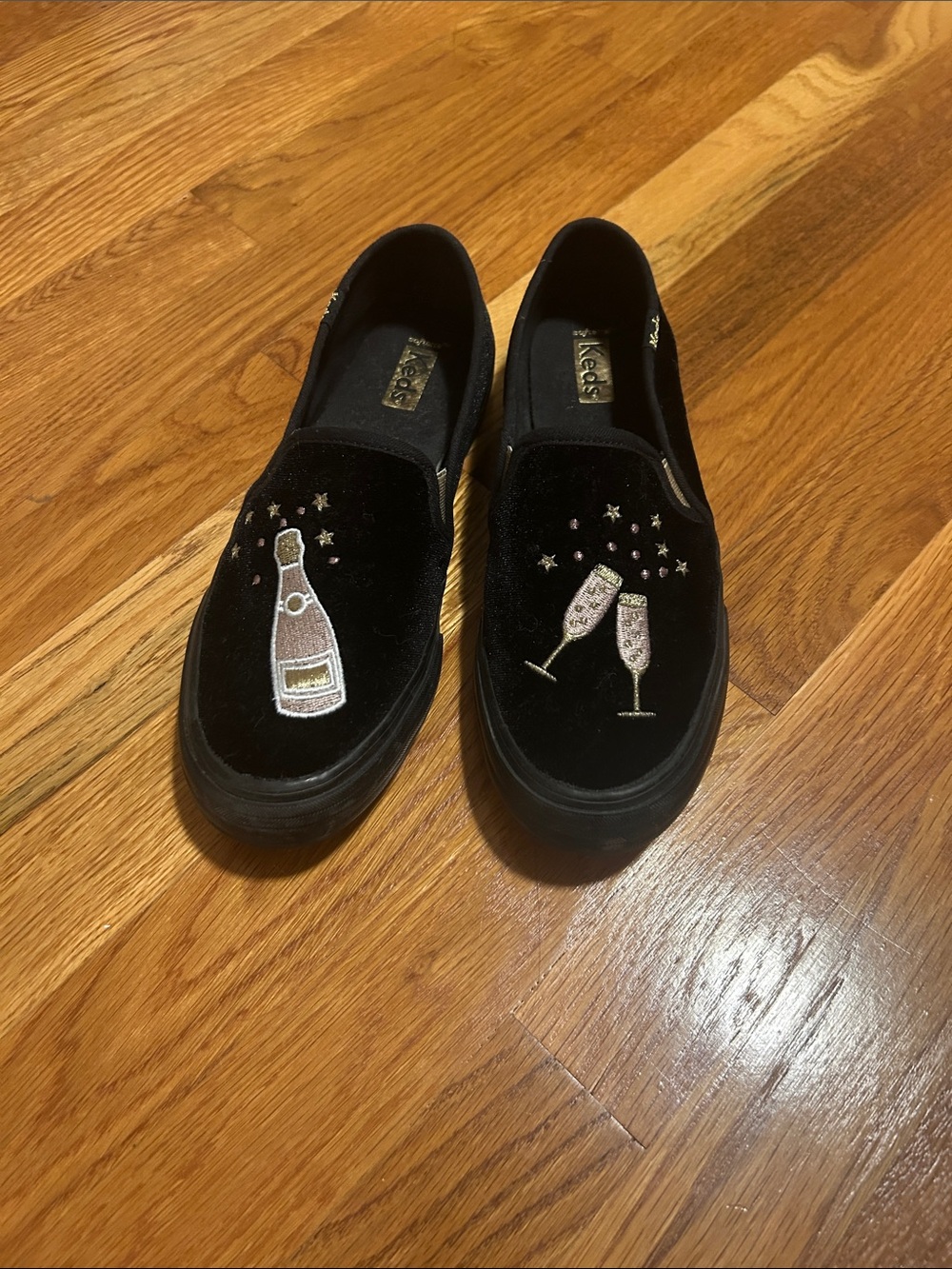 Keds size 7.5 celebration slip on